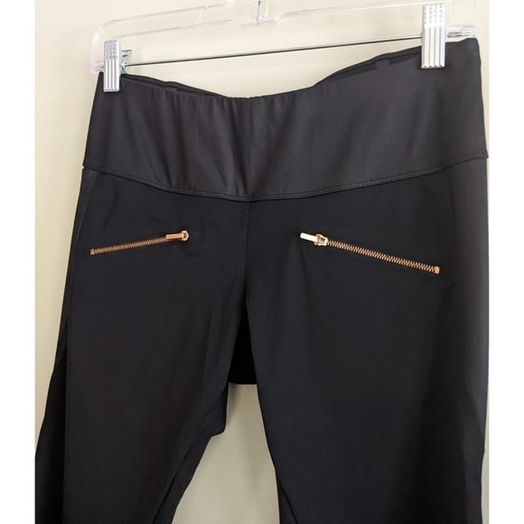 Aday Throw and Roll Black Leggings Size Small - Picture 7 of 9